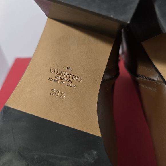 Valentino V Logo Boots - Picture 16 of 16